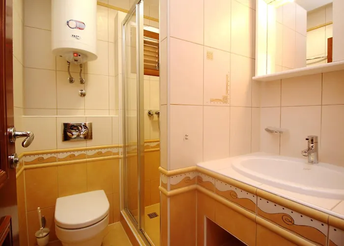 Apartment By The Sea Baska, Krk - 24143 Baska (Krk)